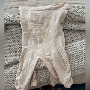SKIMS Cream CORE SCULPT HIGH-WAISTED SHORT. Never worn